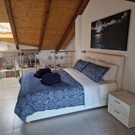 Casa Vacanze Mareluna Аджерола Екстериор снимка
