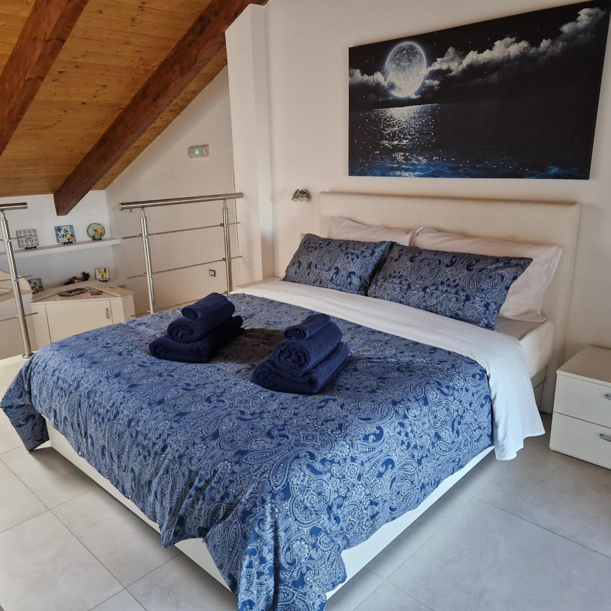 Casa Vacanze Mareluna Аджерола Екстериор снимка